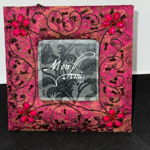 for 3" x 3" Picture Floral On Burlap - Picture 2 of 6